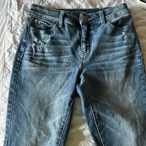 light wash high rise skinny jeans